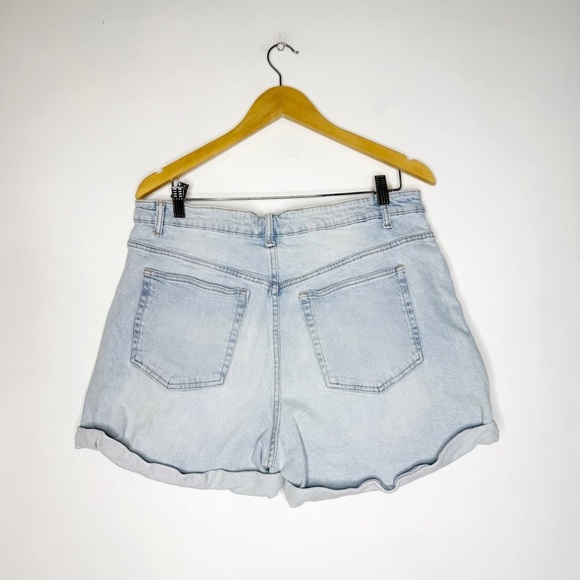 Zara Light Wash High Rise Denim Jeans Size 14 - Picture 2 of 4